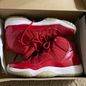 Retro 11 red